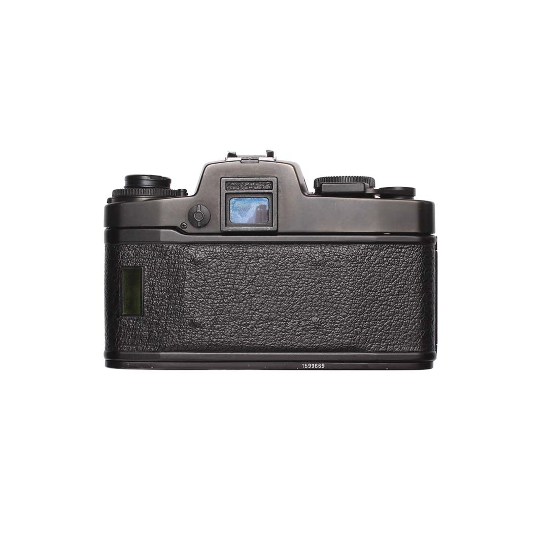 Leica R4 + 28mm + lens hood SET