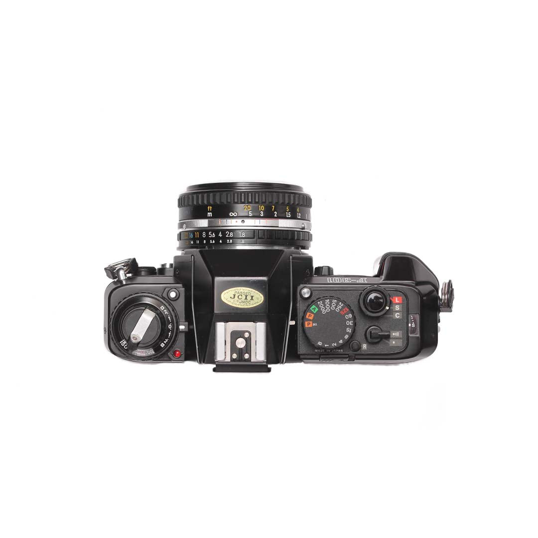 Nikon F301 + 50mm f1.8 SET