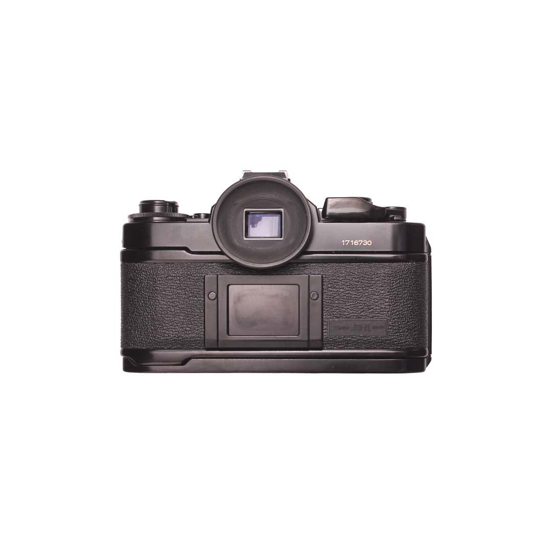 Canon A1 + 50mm f1.8 SET - grainoverpixel