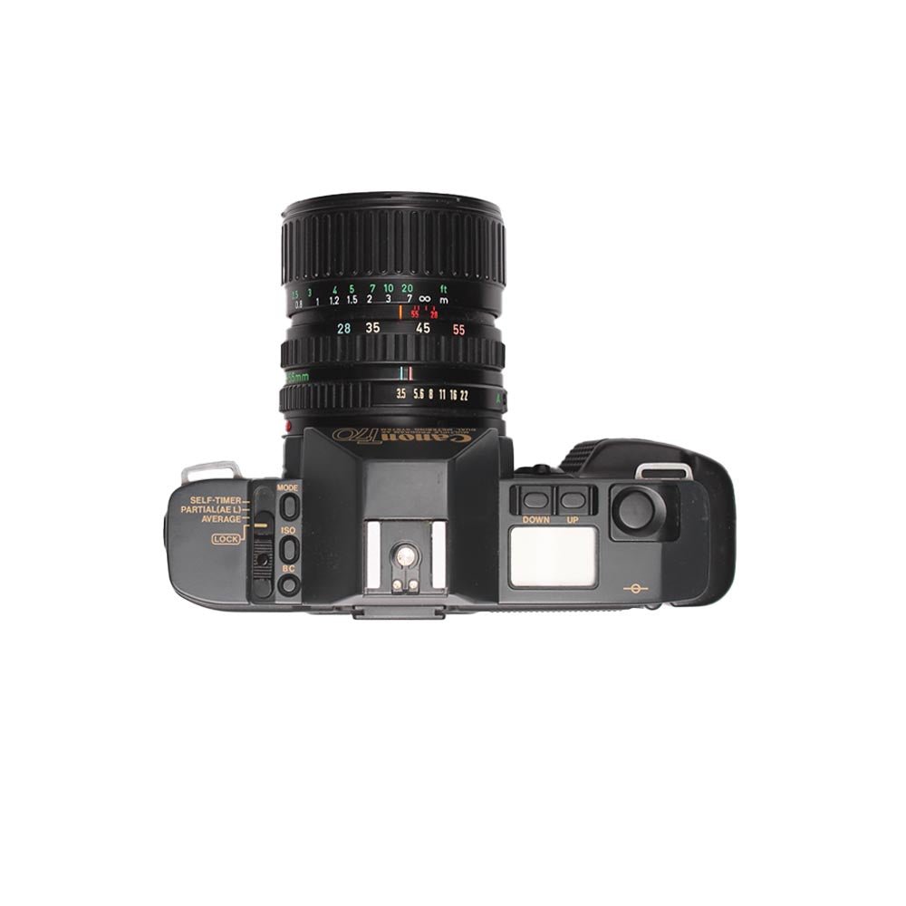 Canon T70 + 28 - 55mm f3.5 - 4.5 SET - grainoverpixel