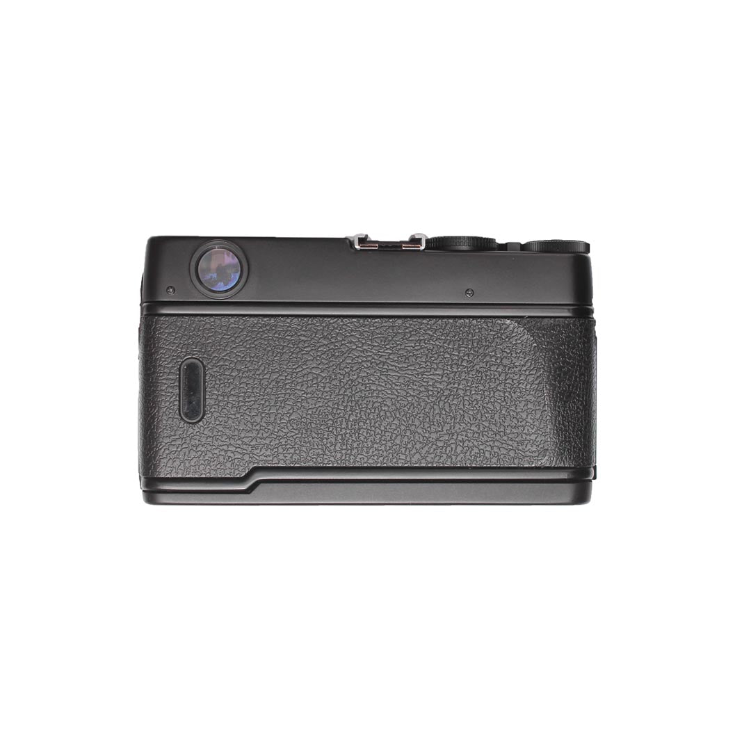 Konica Hexar RF + 50mm f2 SET - grainoverpixel