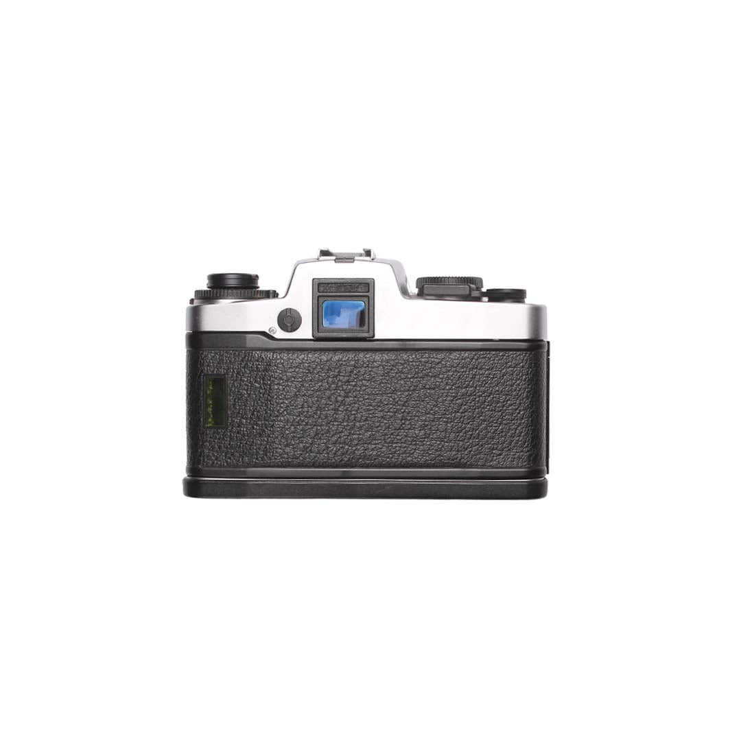 Leica R4 - silver - grainoverpixel