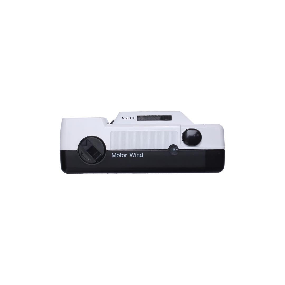 Revue 150 CFM - white - grainoverpixel