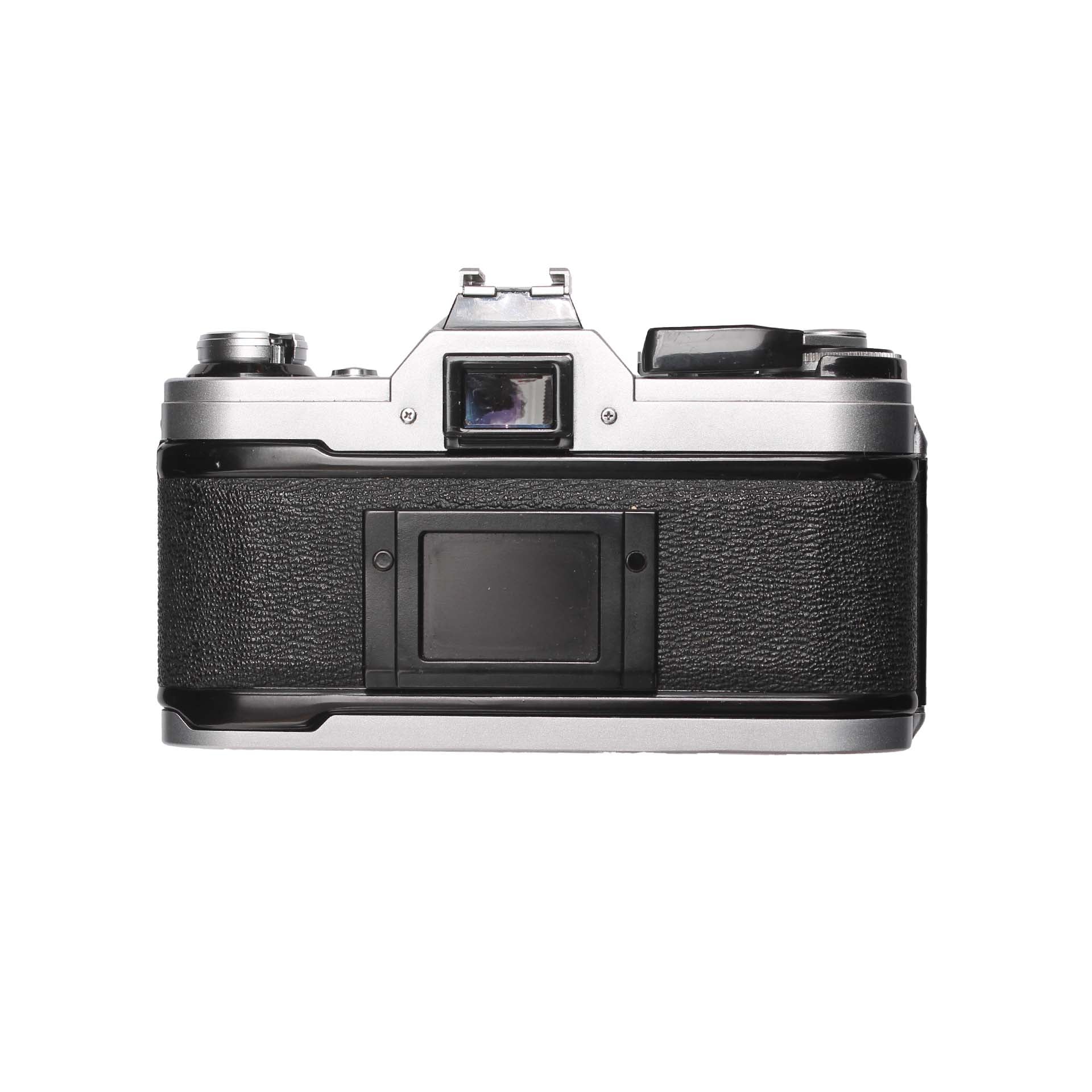 Canon AE - 1 + 28mm f2.8 SET - grainoverpixel