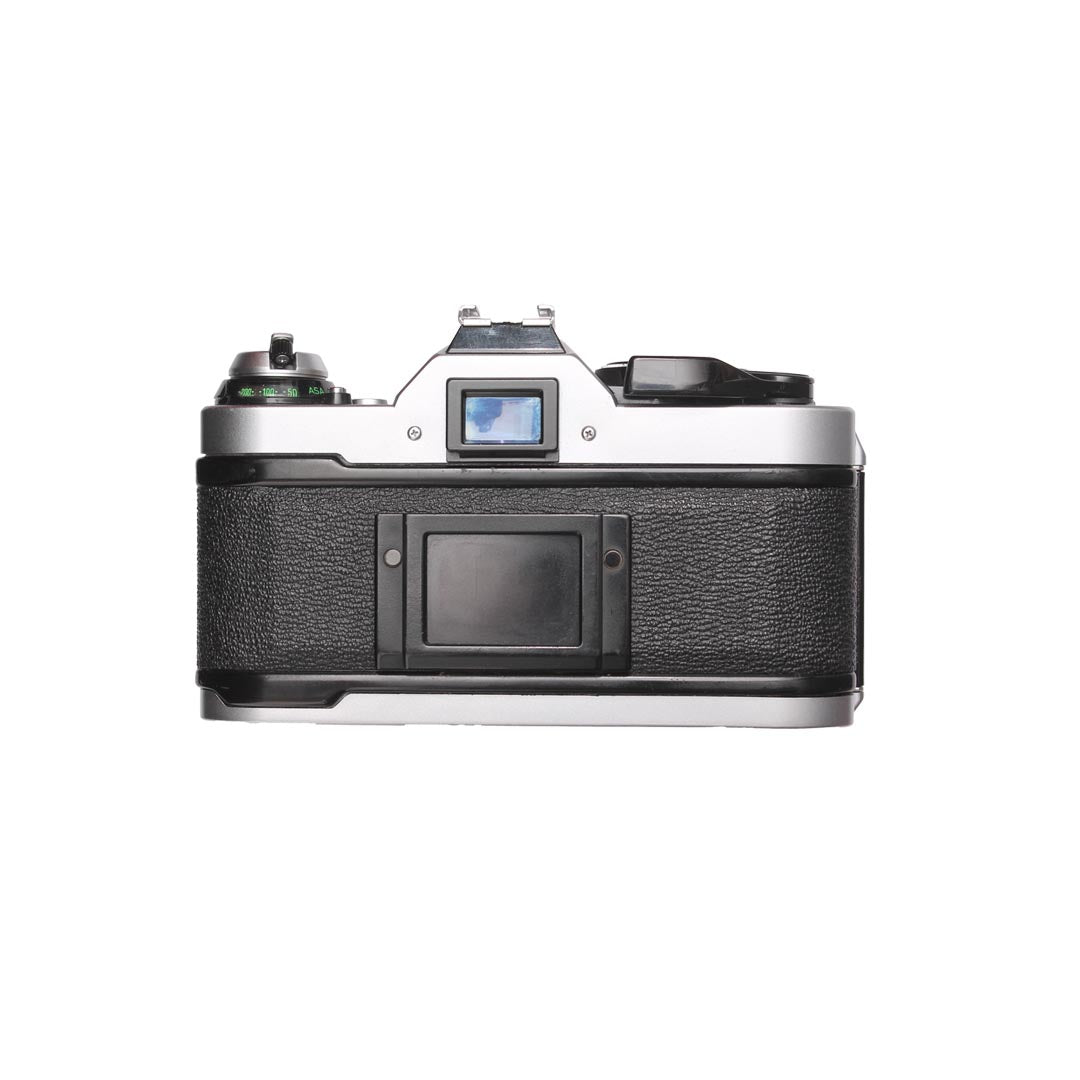 Canon AE - 1 Program Body + 35 - 70mm f3.5 - 4.5 SET - grainoverpixel