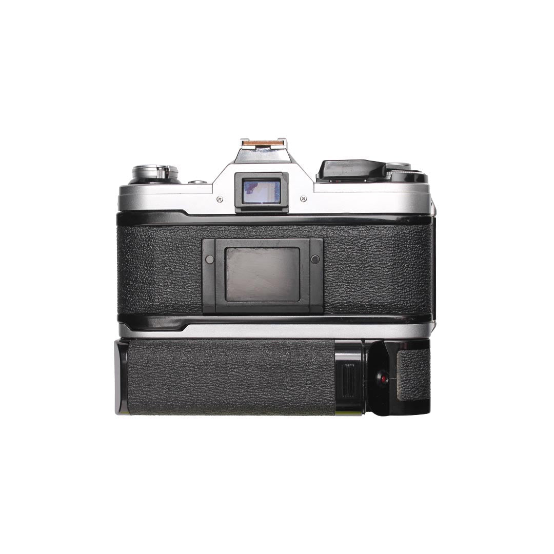 Canon AE1 + 24mm f2.8 SET - grainoverpixel