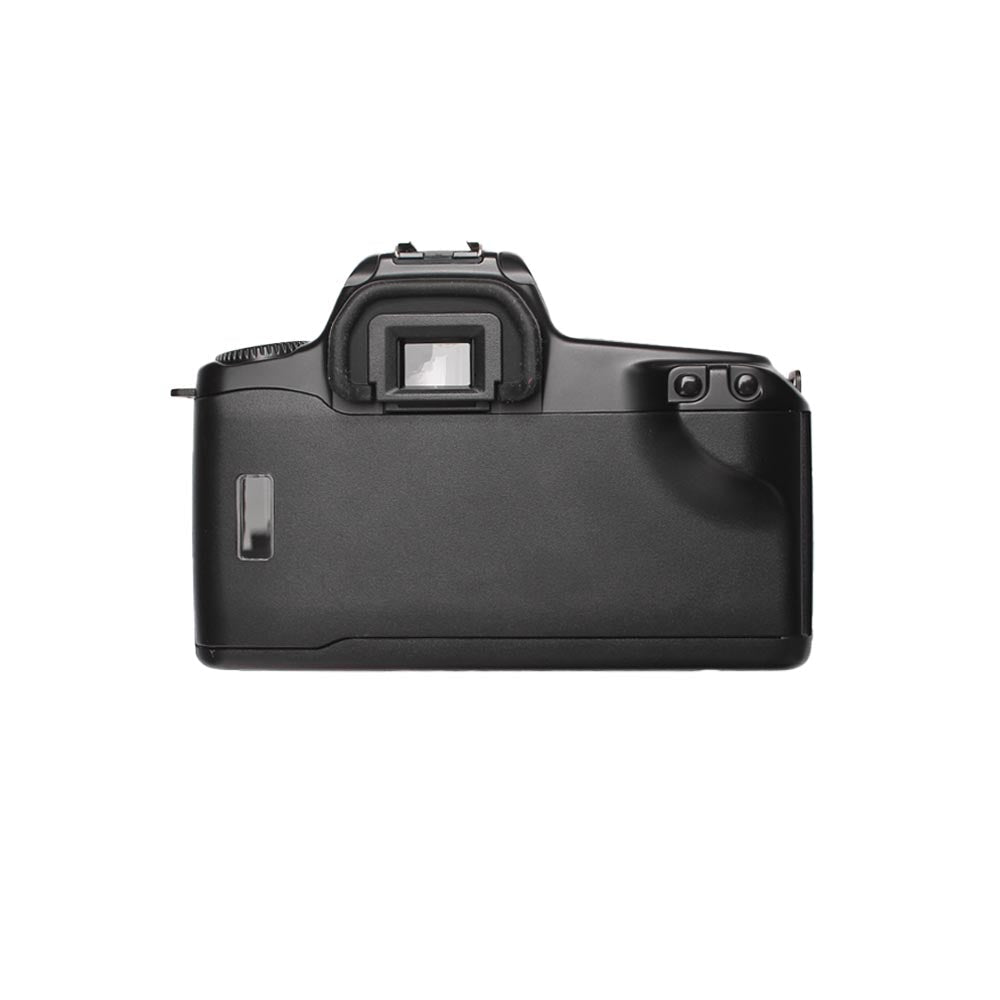 Canon EOS 1000F + 28 - 80mm f3.5 - 5.6 SET - grainoverpixel