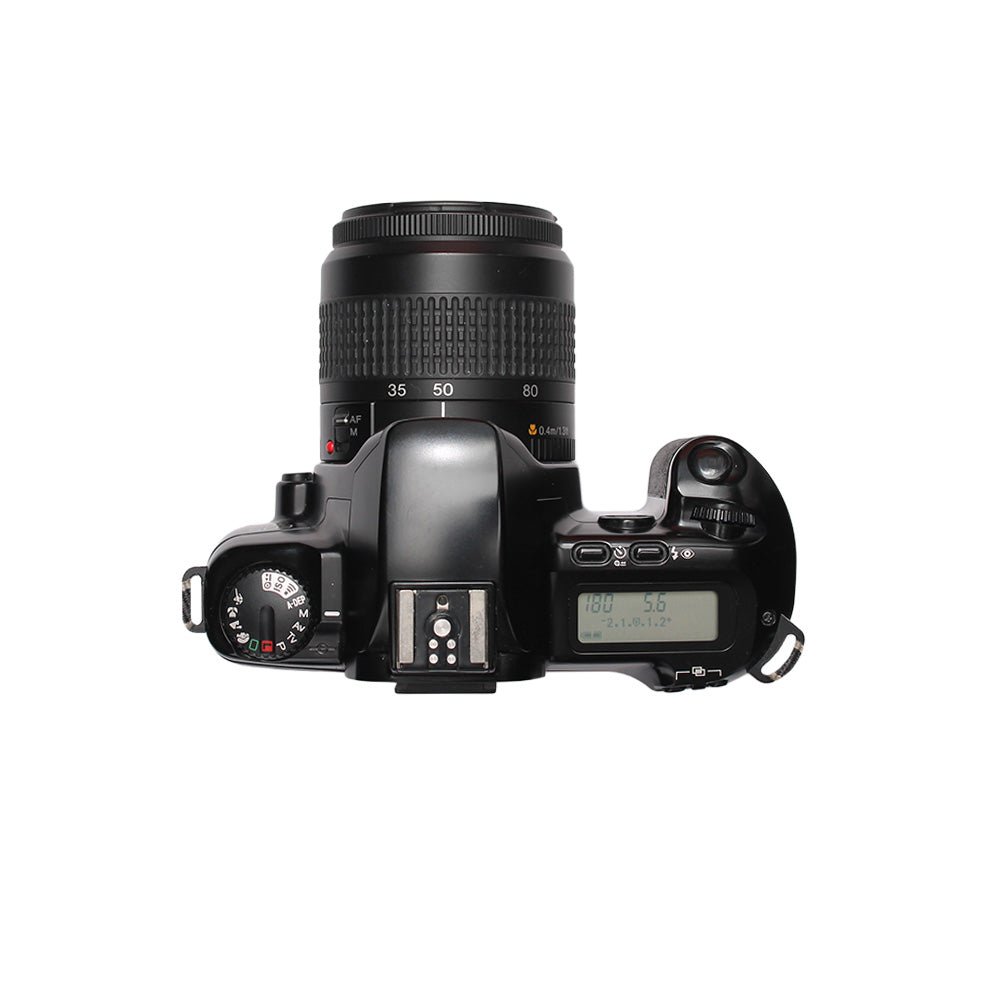 Canon EOS 500 + 35 - 80mm f4 - 5.6 SET - grainoverpixel