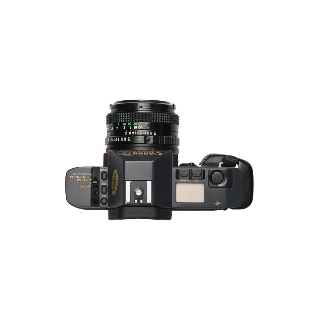 Canon T70 + 50mm f1.8 SET - grainoverpixel