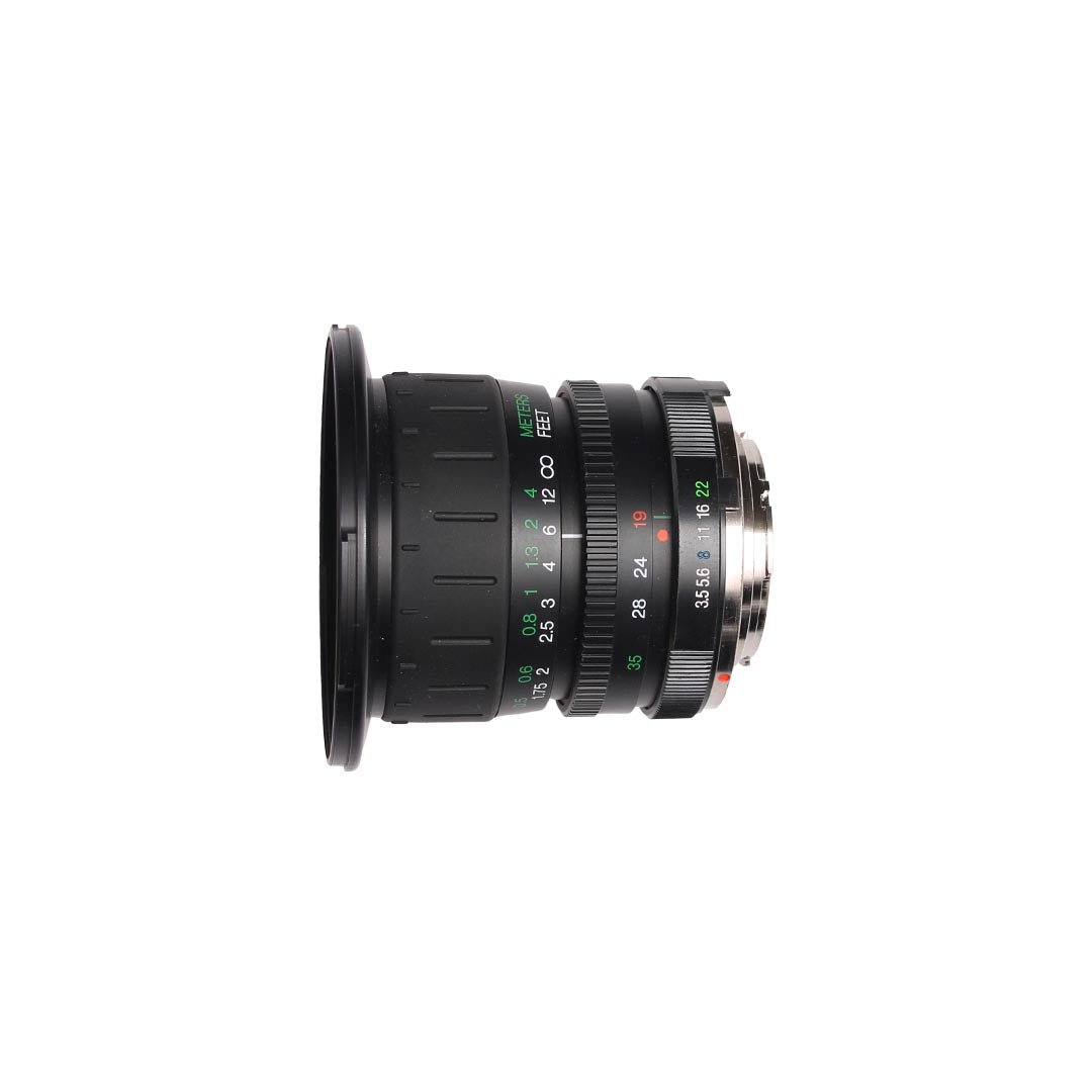 Cosina MC 19 - 35mm f3.5 - 4.5 - grainoverpixel