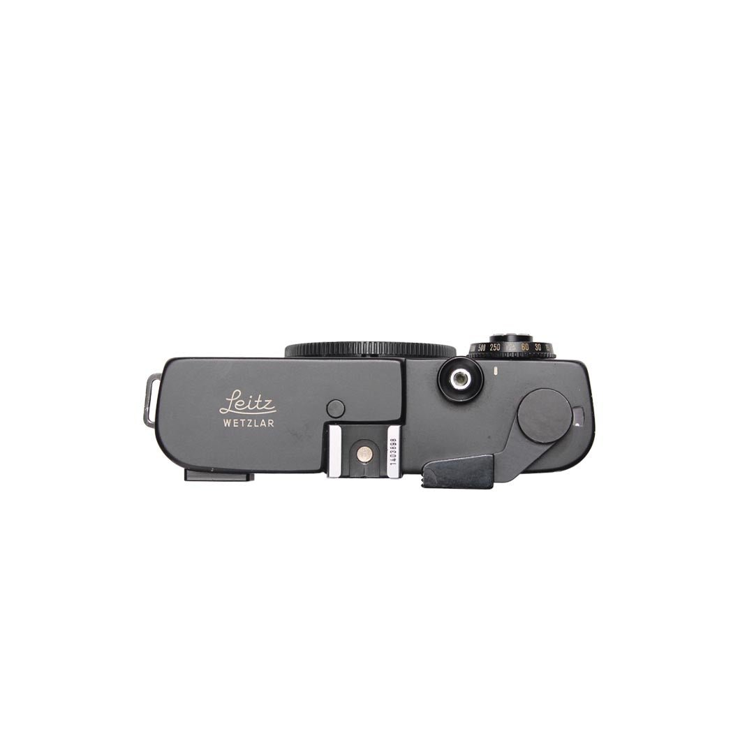 Leica CL - body - grainoverpixel