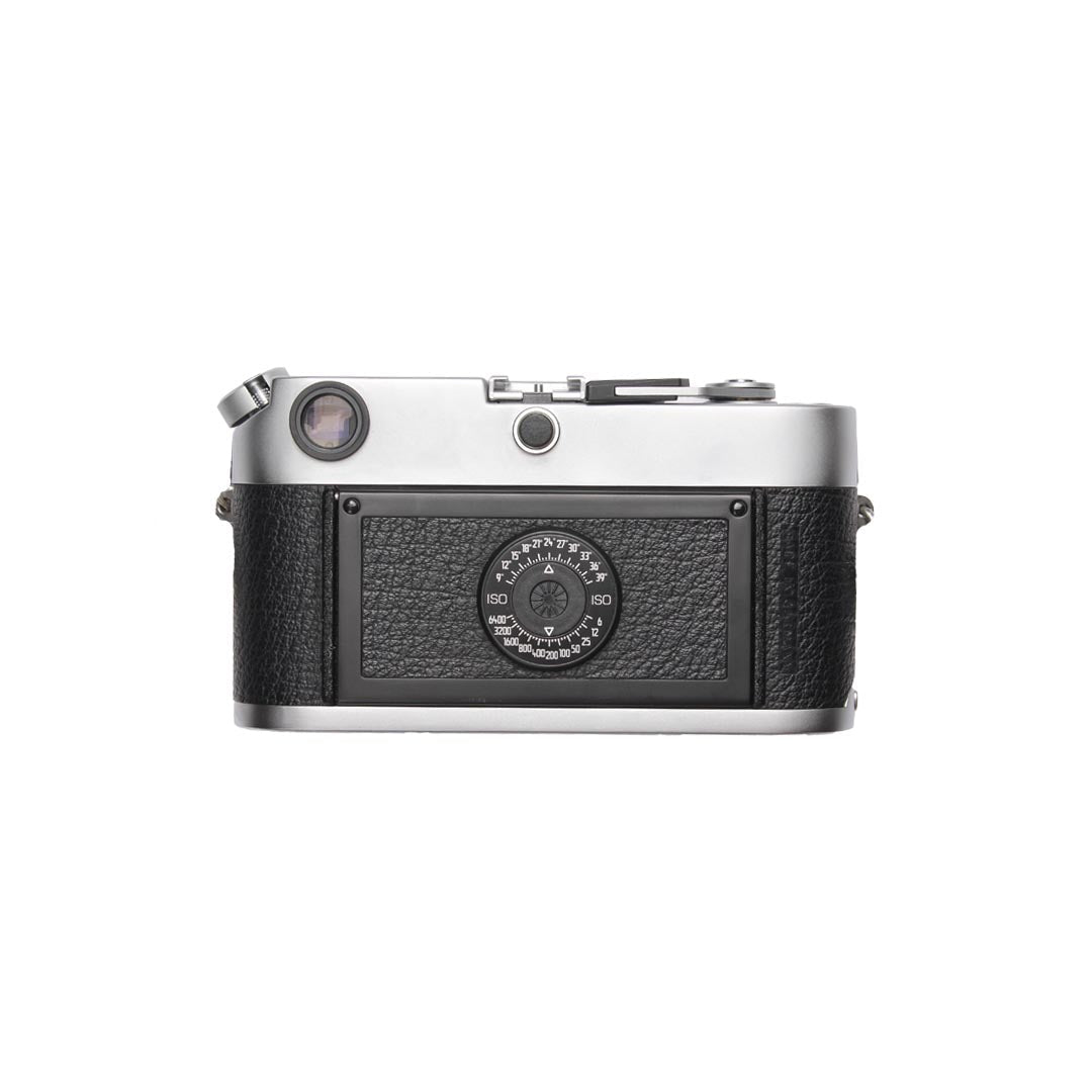 Leica M6 silver - body - grainoverpixel
