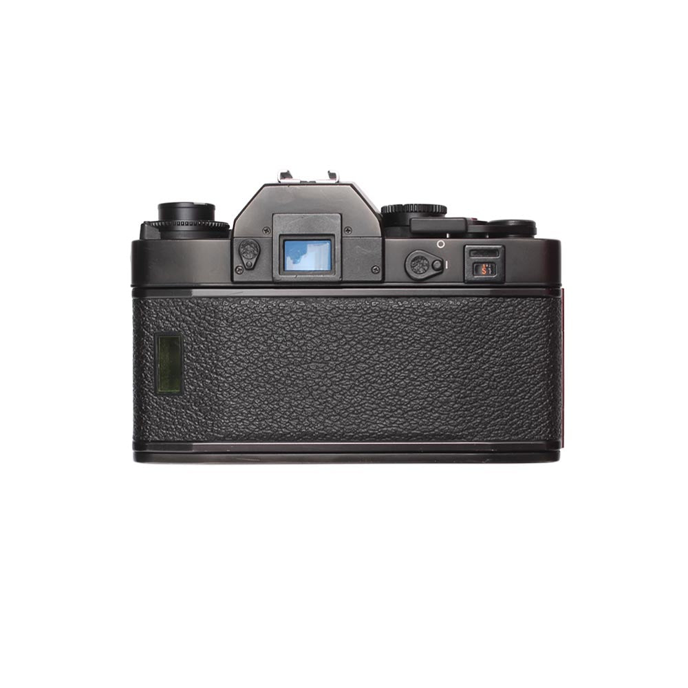 Leica R3 Electronic + 28mm 2.8 SET - grainoverpixel