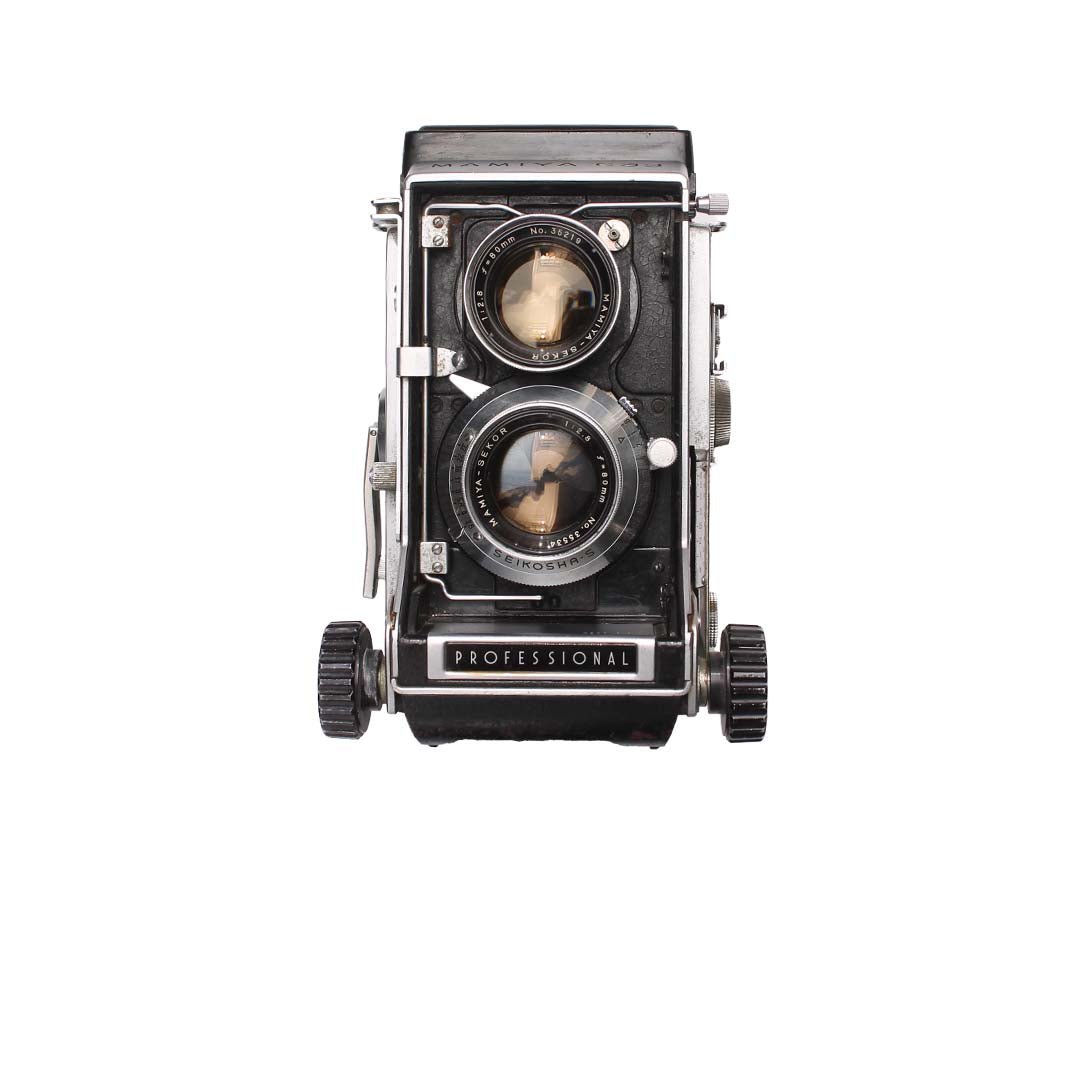Mamiya C33 - grainoverpixel