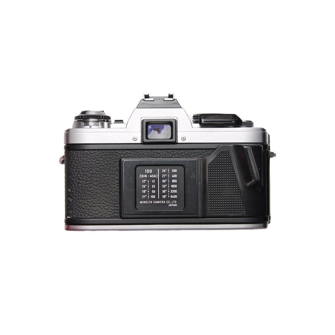 完動品◎ミノルタ XD 50mm f1.4 フィルムカメラ 38/04 MINOLTA（ミノルタ）XD／世界初の両優先一眼レフは上質な操作感が