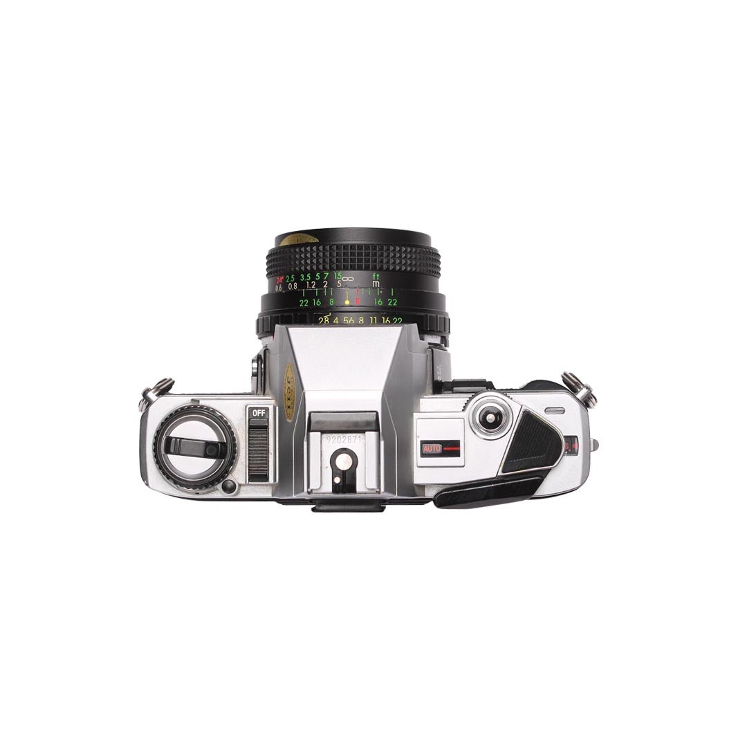 Minolta X300 + Topman 28mm f2.8 SET - grainoverpixel