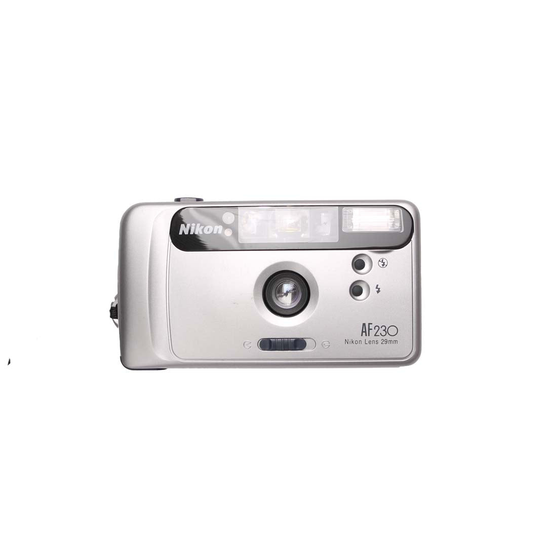 Nikon AF 230 - grainoverpixel