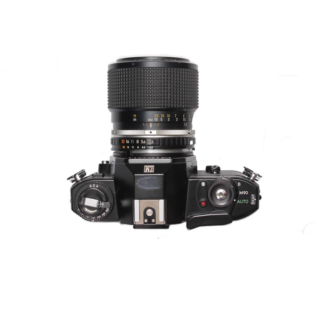 Nikon EM + 36-72mm f3.5 SET - grainoverpixel