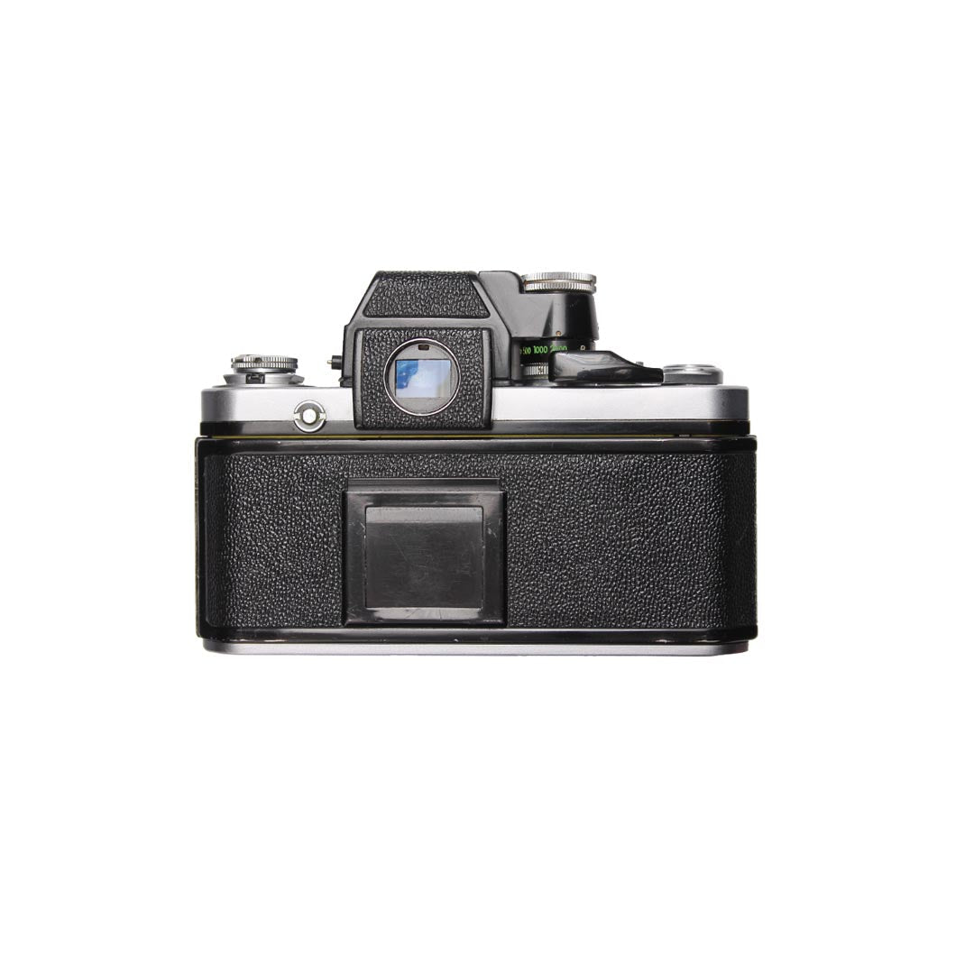 Nikon F2 + 55mm f3.5 Macro SET - grainoverpixel