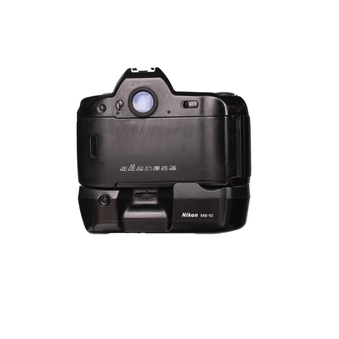 Nikon F90X + 50mm f1.4 SET - grainoverpixel