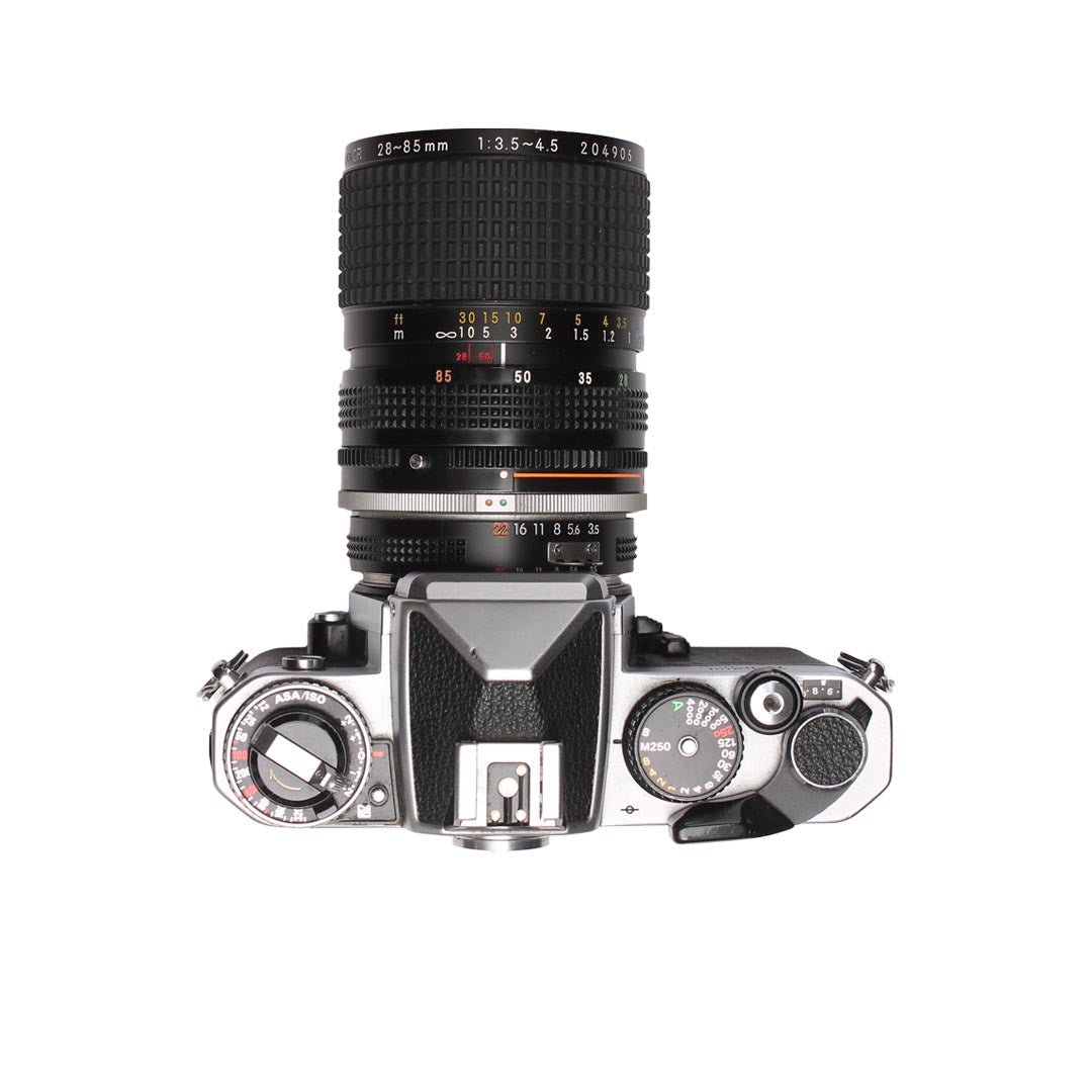 Nikon FE2 + 28 - 85mm SET - grainoverpixel