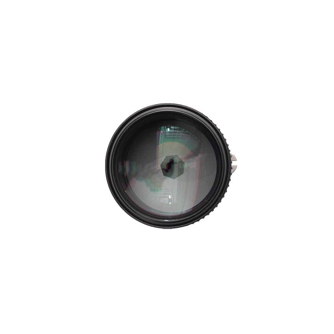 Nikon Nikkor 135mm f2.8 - grainoverpixel