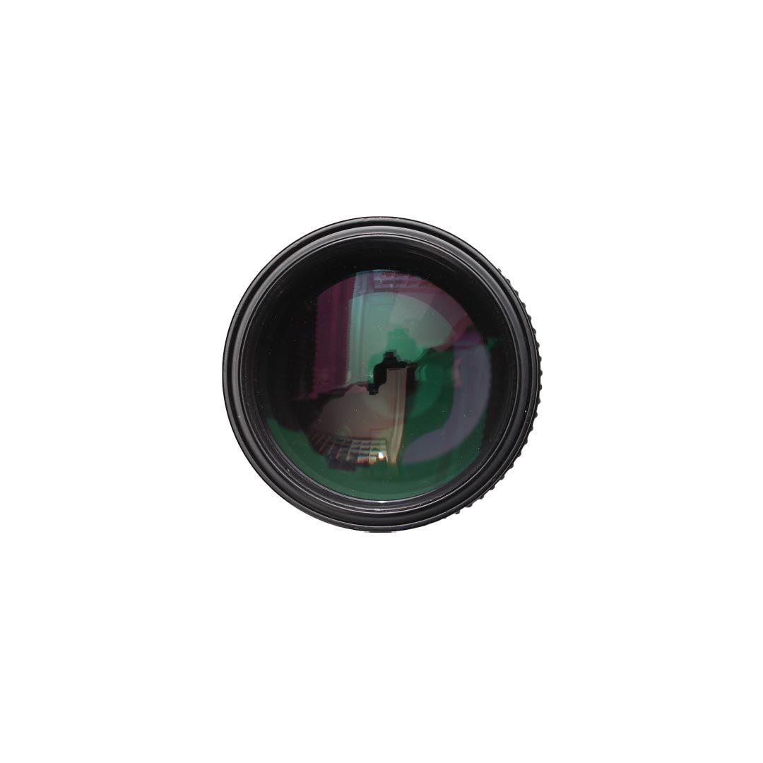 Nikon Nikkor 200mm f4 - grainoverpixel