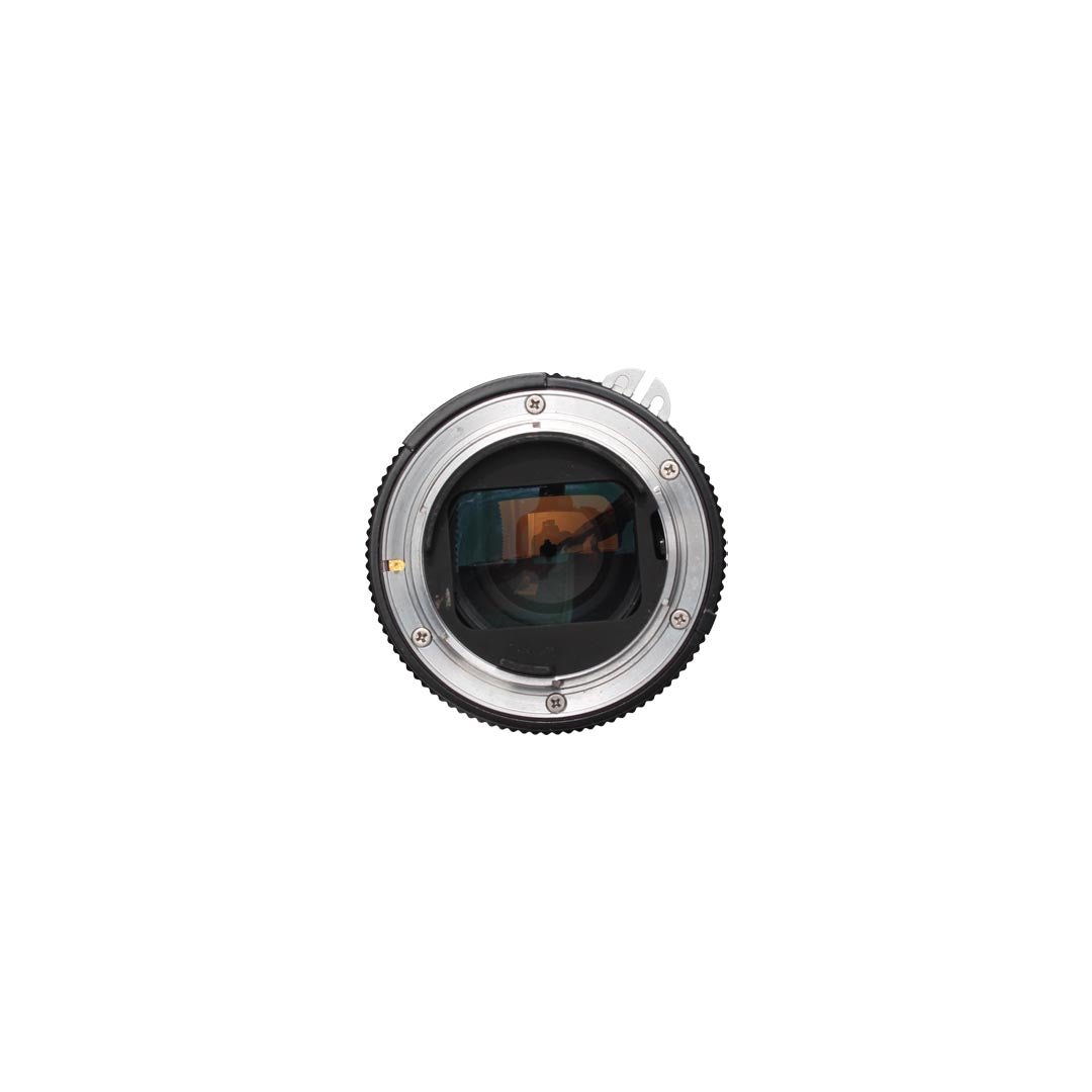 Nikon Zoom-Nikkor 80-200mm f4.5 - grainoverpixel