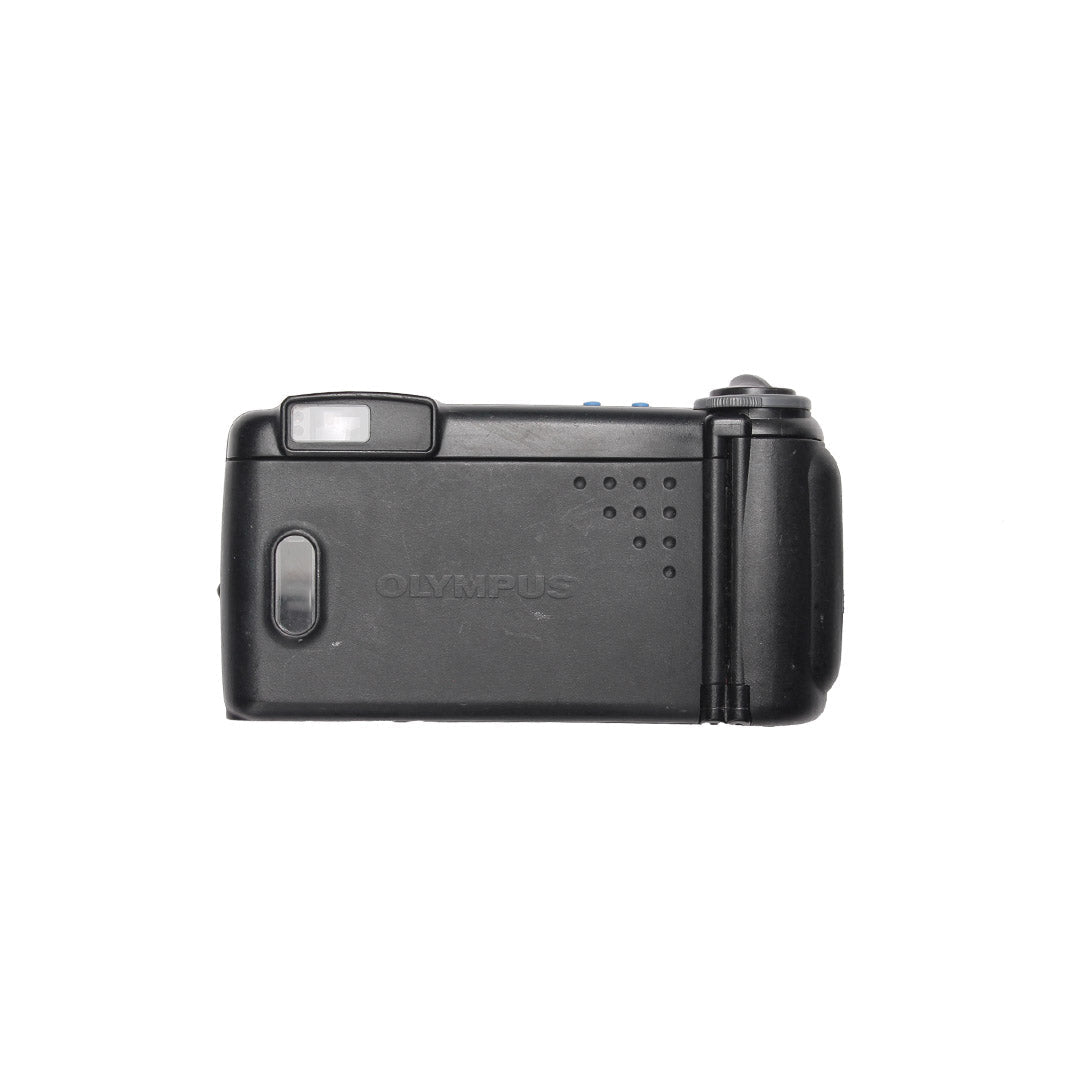 Olympus Superzoom 70 - grainoverpixel