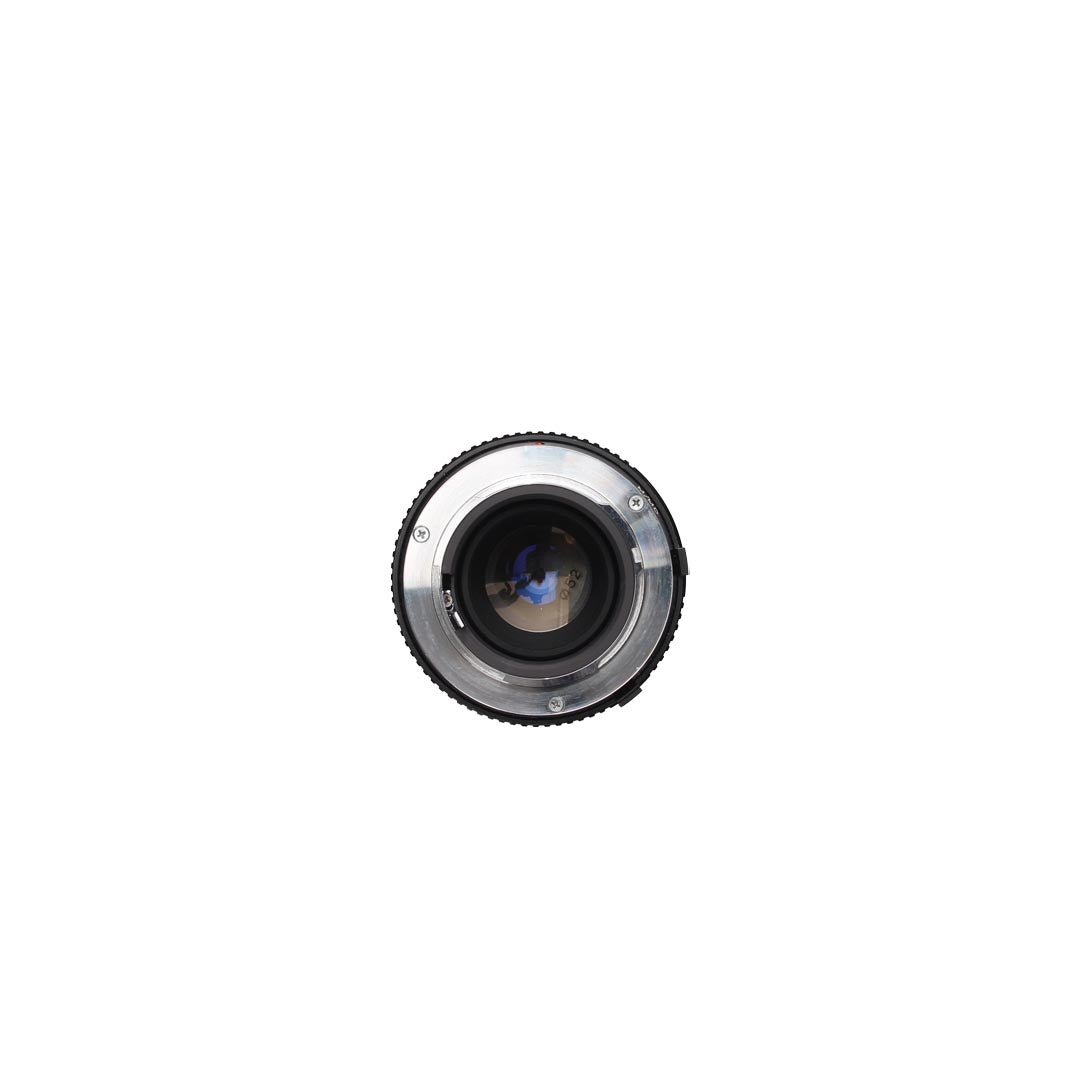 Tokina 135mm f2.8 - grainoverpixel