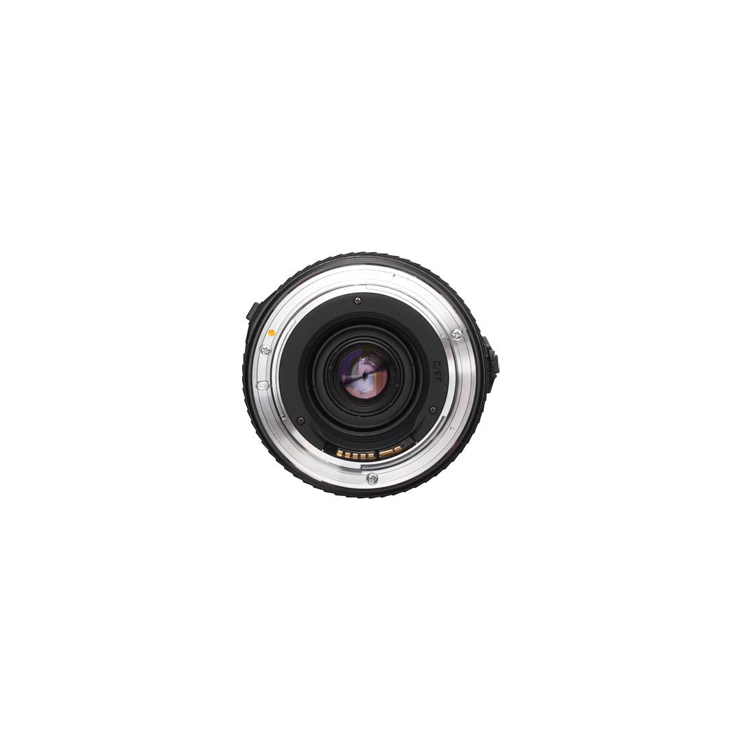 Tokina 35-300mm f4.5-6.7 - grainoverpixel