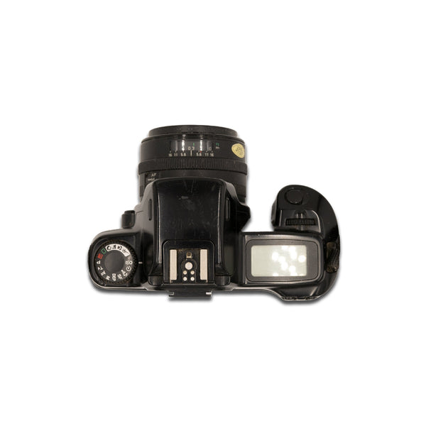 Canon EOS 1000F N SET - grainoverpixel - top view