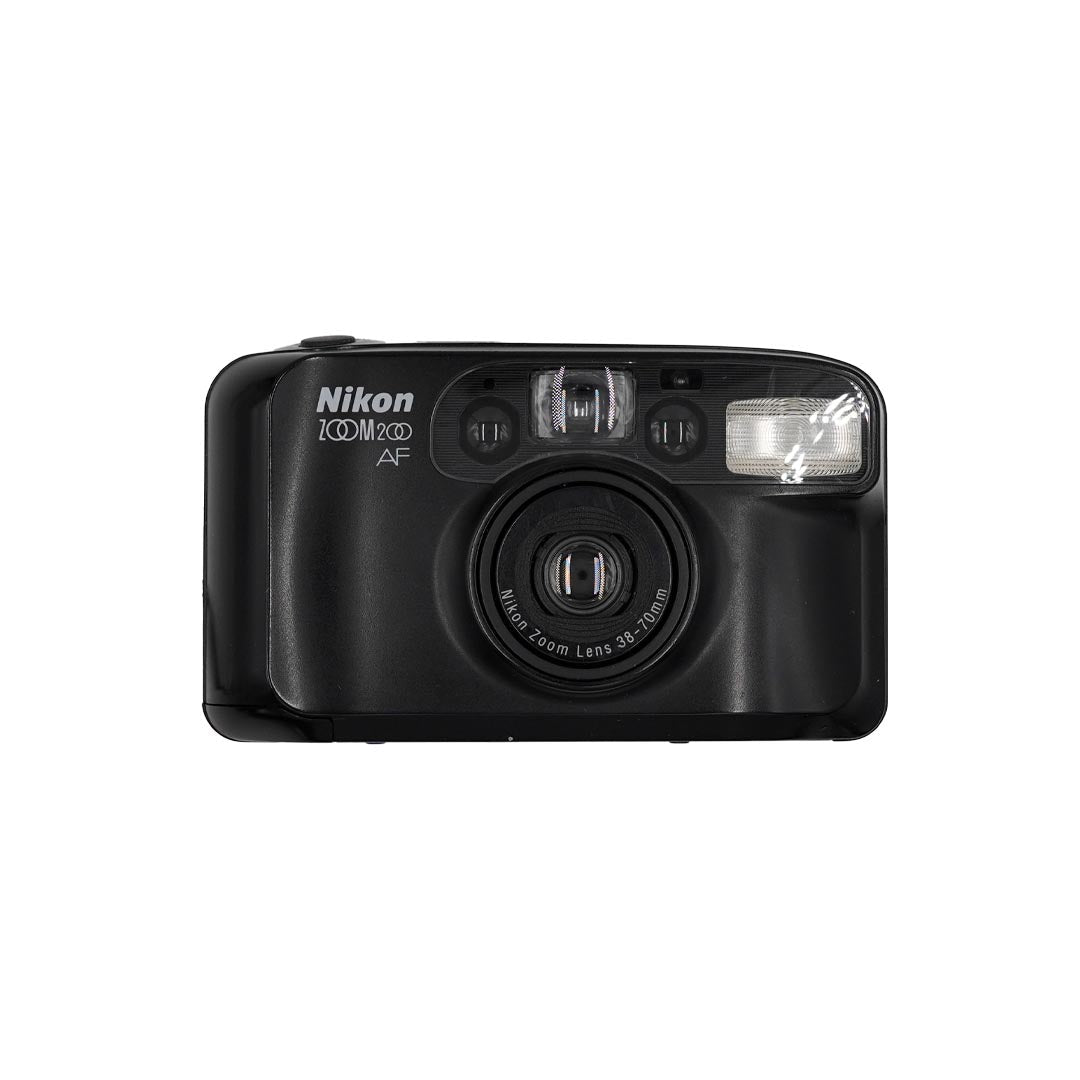 Nikon Zoom 200 AF - grainoverpixel