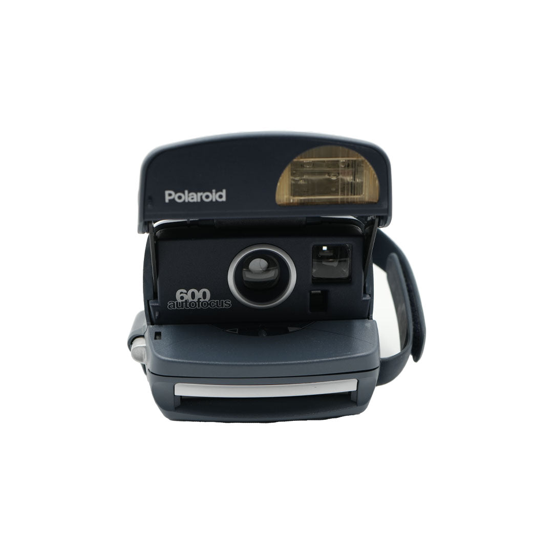 Polaroid 600 autofocus - grainoverpixel